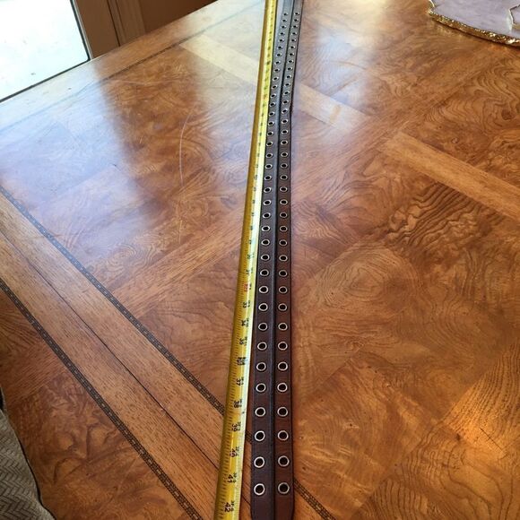 REVERSIBLE BELT!  